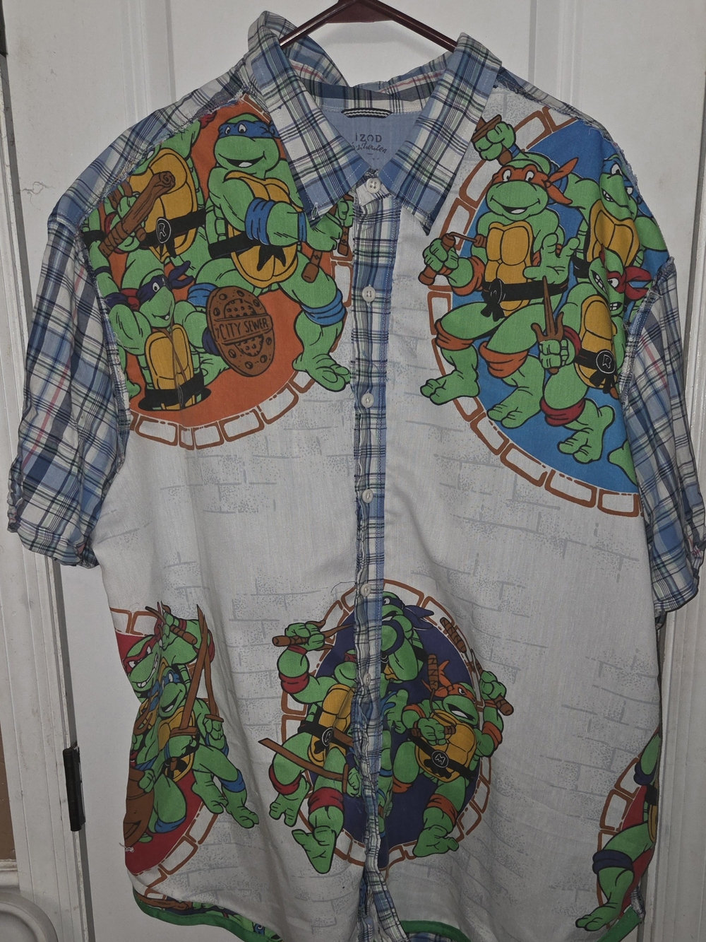 IZOD/Vintage Teenage Mutant Ninja Turtles Short-Sleeve Shirt